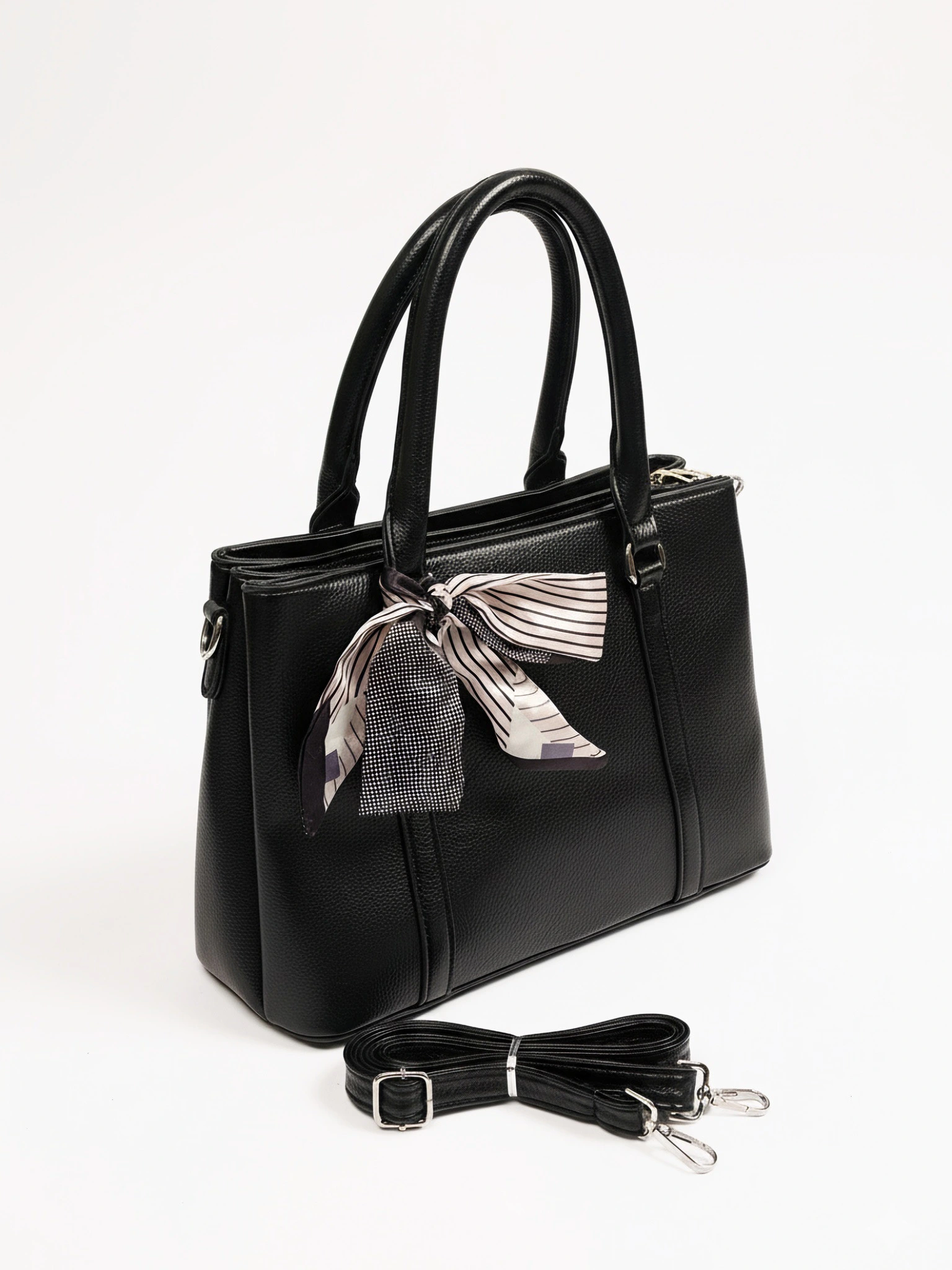 Сумка-тоут с декоративным платком в ассортименте